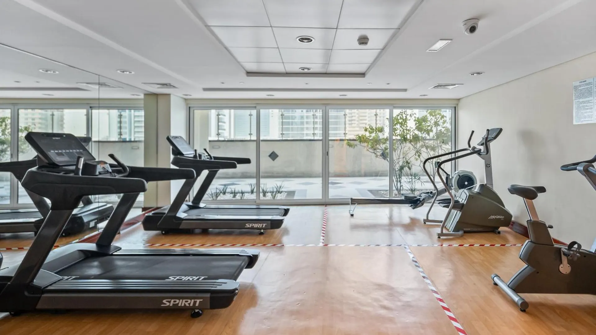 Furnished Studio Apartment In Lake View Jlt Dubai