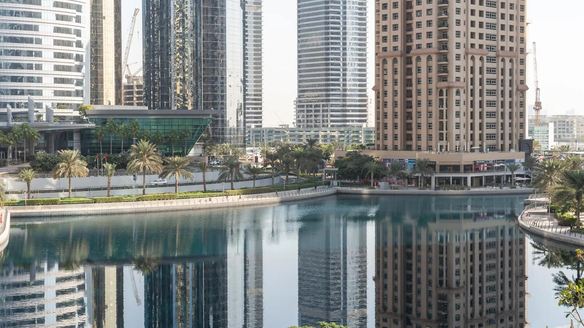 Furnished Studio Apartment In Lake View Jlt Dubai