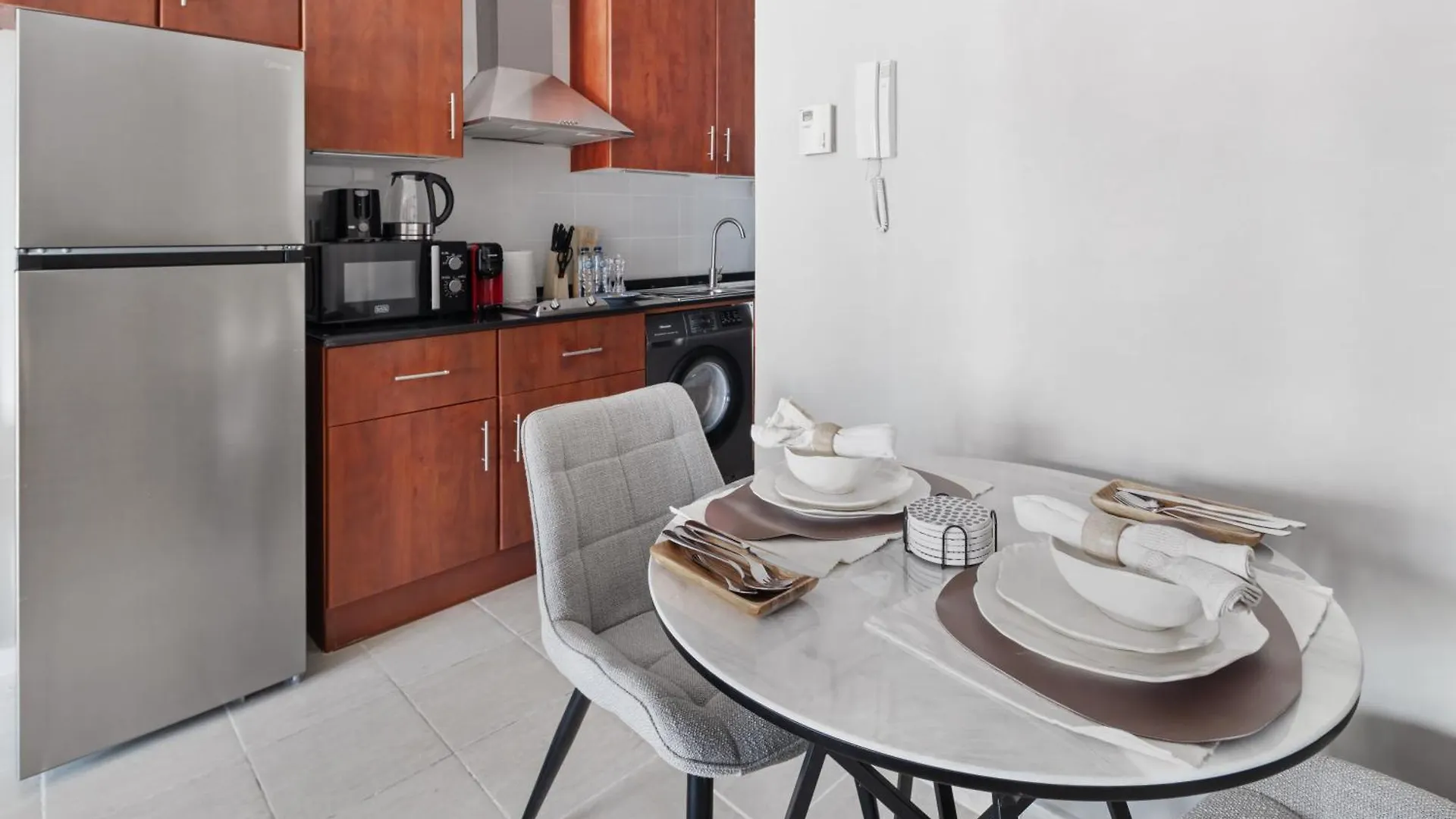 Furnished Studio Apartment In Lake View Jlt Dubai United Arab Emirates