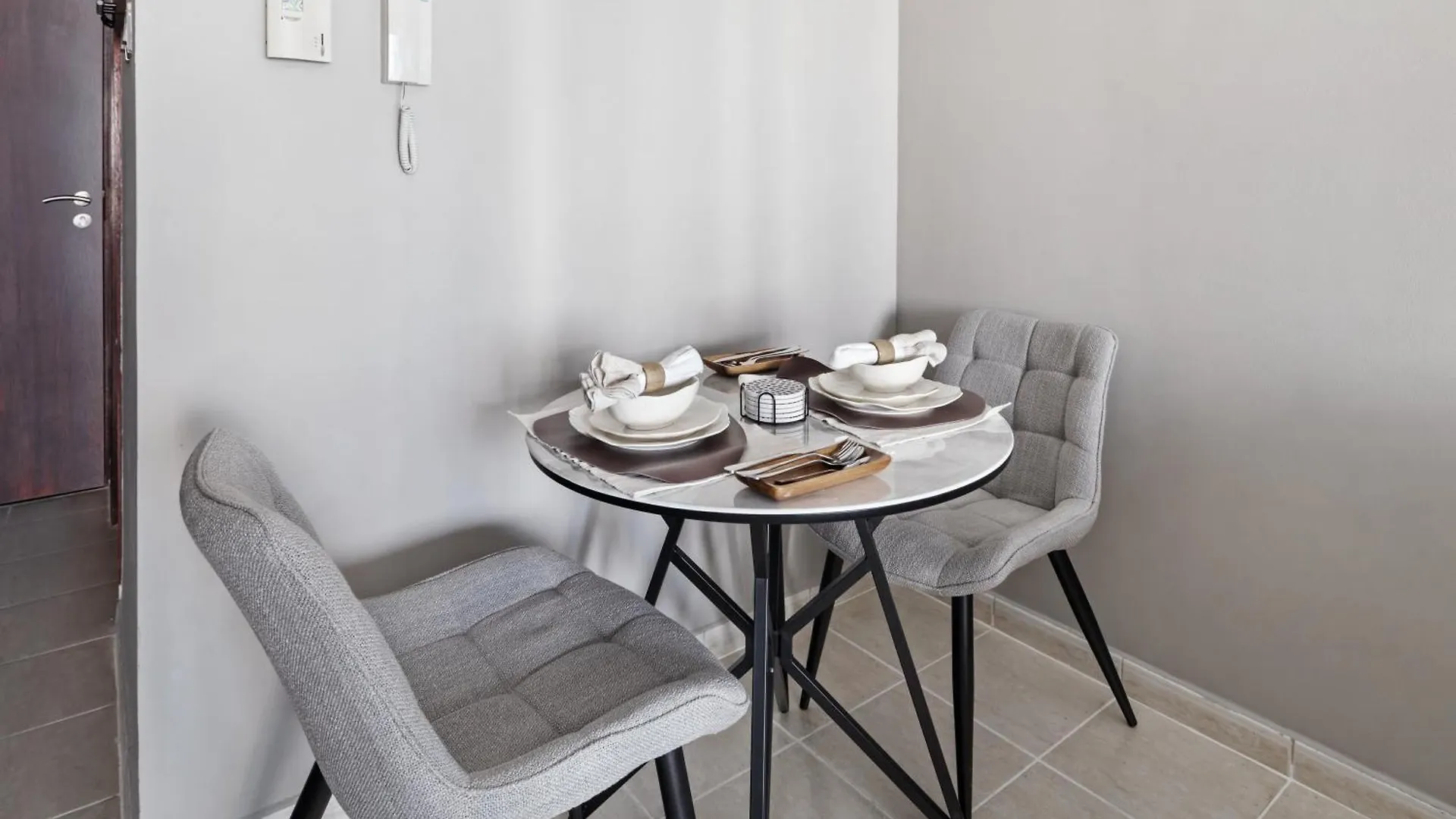 Furnished Studio Apartment In Lake View Jlt Dubai 0*,